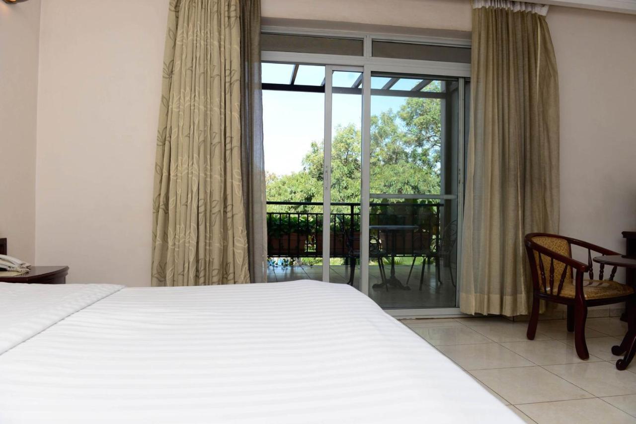 Room In Bb - Enjoy You Vacation Wail Staying In This Single Room Fit For 2 People Kigali Kültér fotó