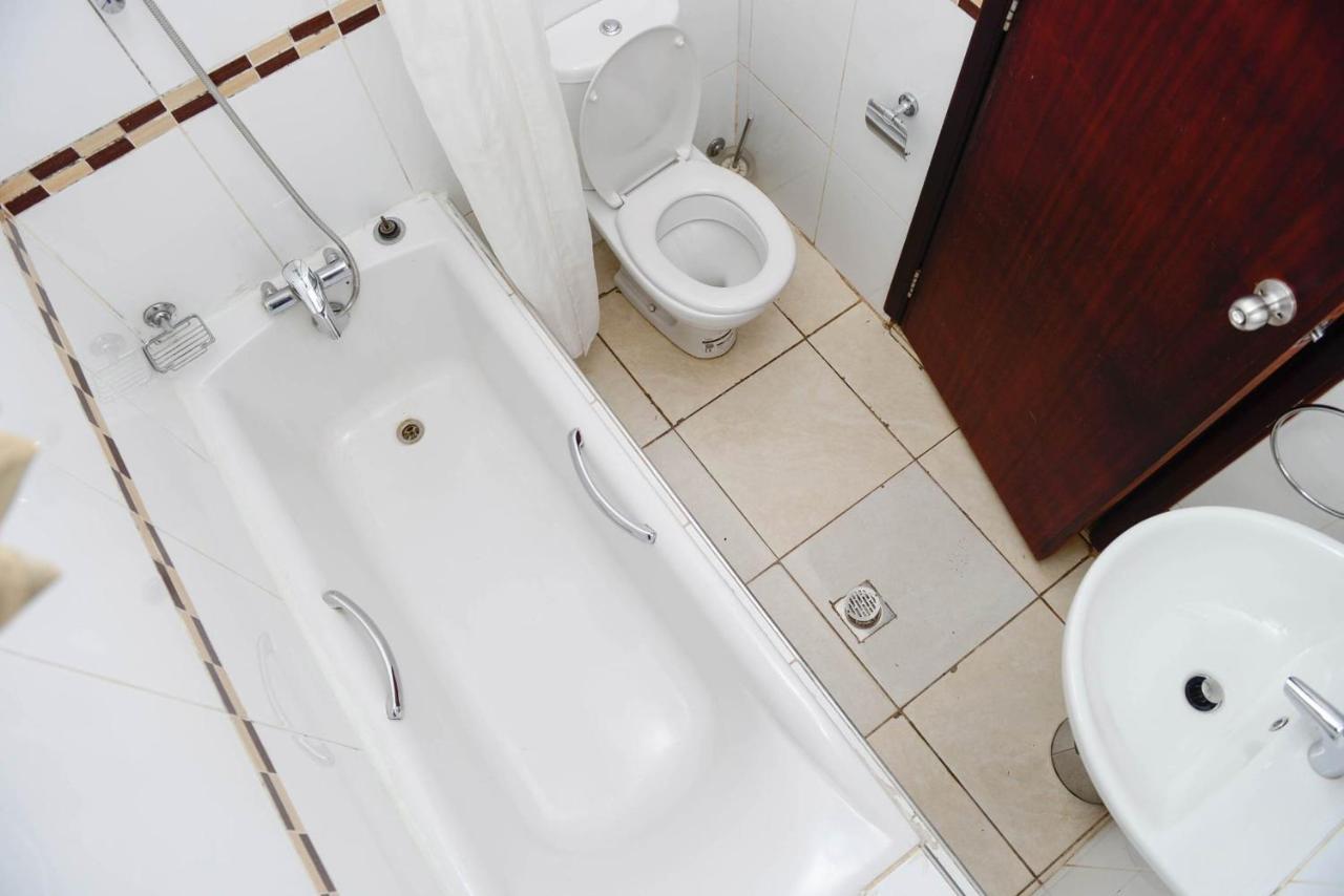 Room In Bb - Enjoy You Vacation Wail Staying In This Single Room Fit For 2 People Kigali Kültér fotó