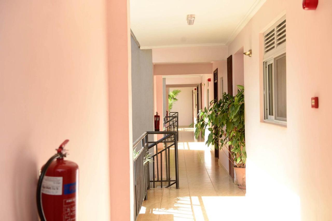 Room In Bb - Enjoy You Vacation Wail Staying In This Single Room Fit For 2 People Kigali Kültér fotó
