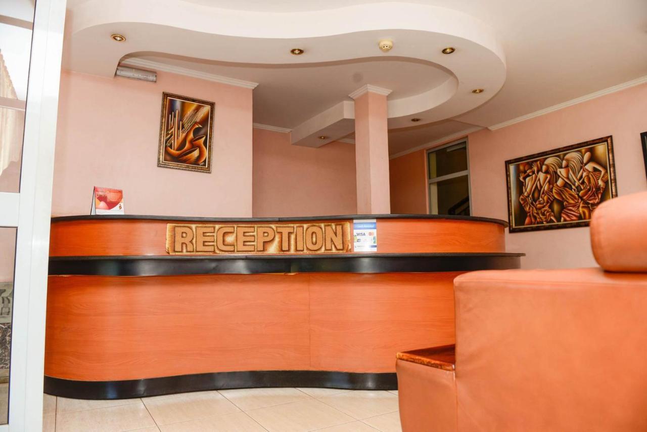 Room In Bb - Enjoy You Vacation Wail Staying In This Single Room Fit For 2 People Kigali Kültér fotó